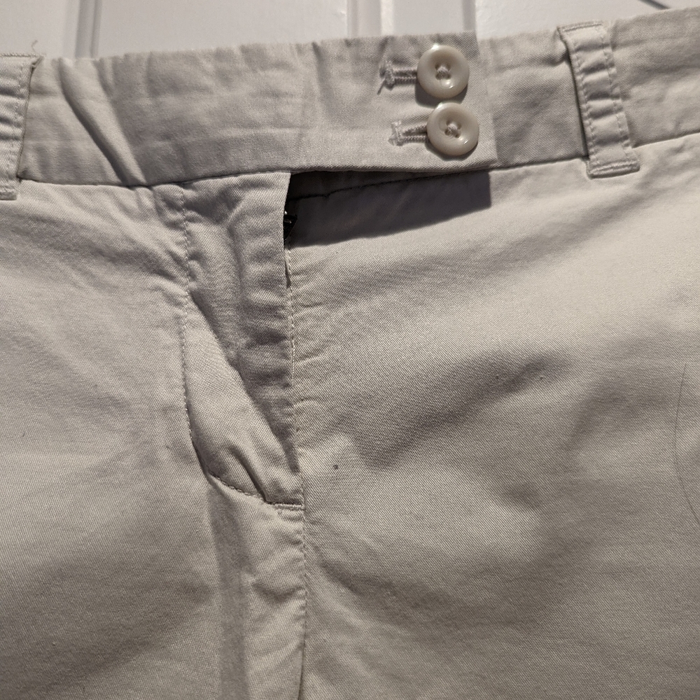 Shorts - Picture 2 of 5